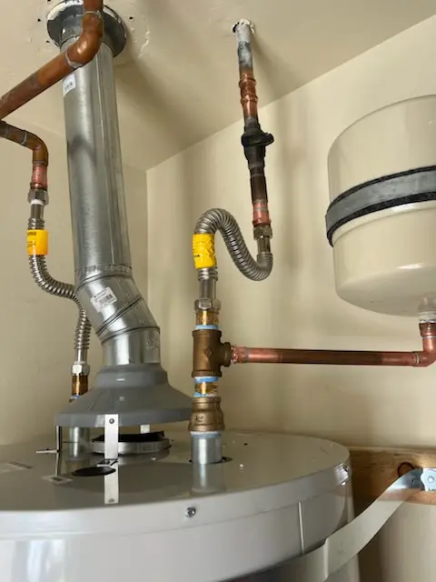 Water heater installation and plumbing repair in Caloosa